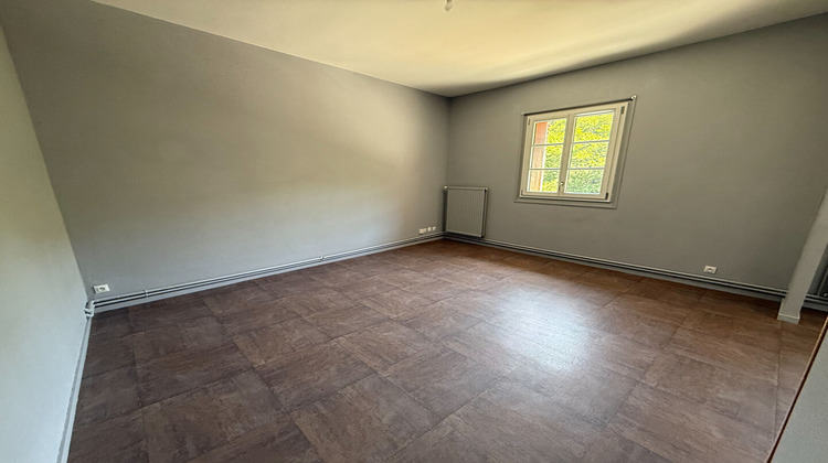 Ma-Cabane - Location Appartement PONT-SALOMON, 142 m²