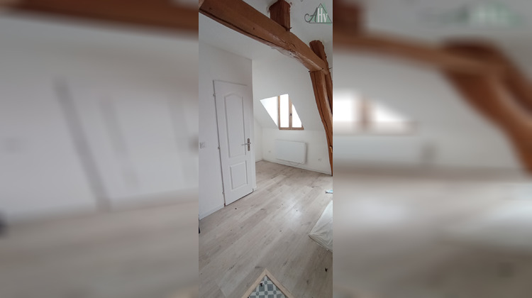 Ma-Cabane - Location Appartement Pont-sur-Yonne, 27 m²