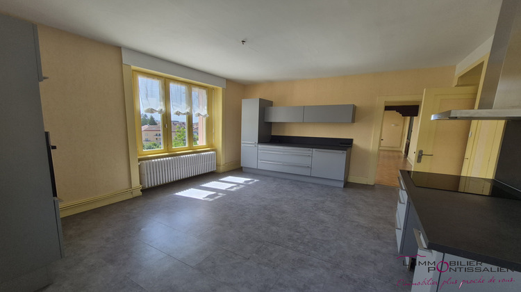 Ma-Cabane - Location Appartement Pontarlier, 109 m²