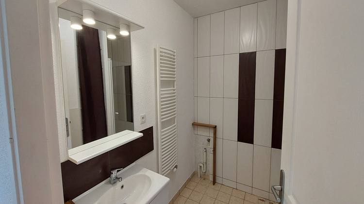 Ma-Cabane - Location Appartement PONTARLIER, 59 m²