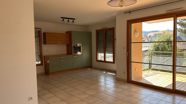 Ma-Cabane - Location Appartement PONTARLIER, 74 m²