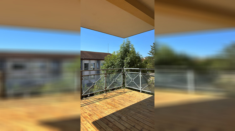 Ma-Cabane - Location Appartement PONTARLIER, 74 m²