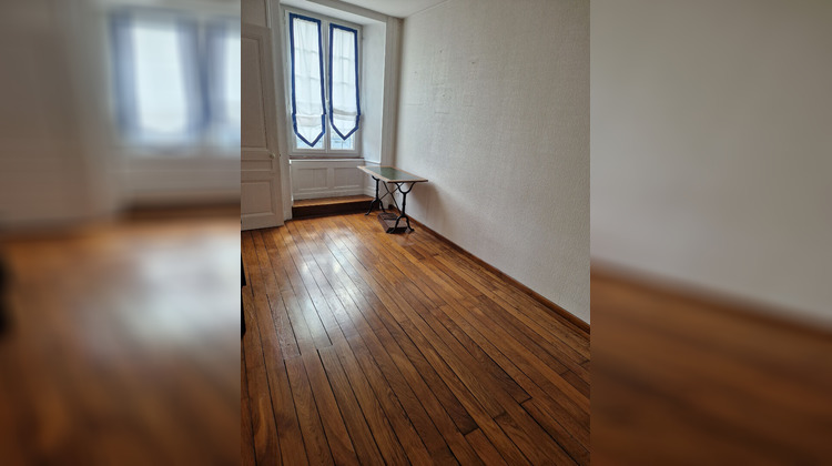 Ma-Cabane - Location Appartement PONTARLIER, 58 m²