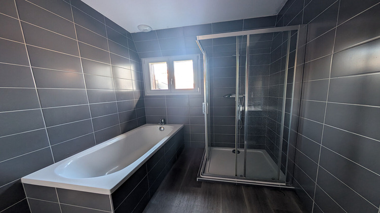 Ma-Cabane - Location Appartement PONTARLIER, 82 m²