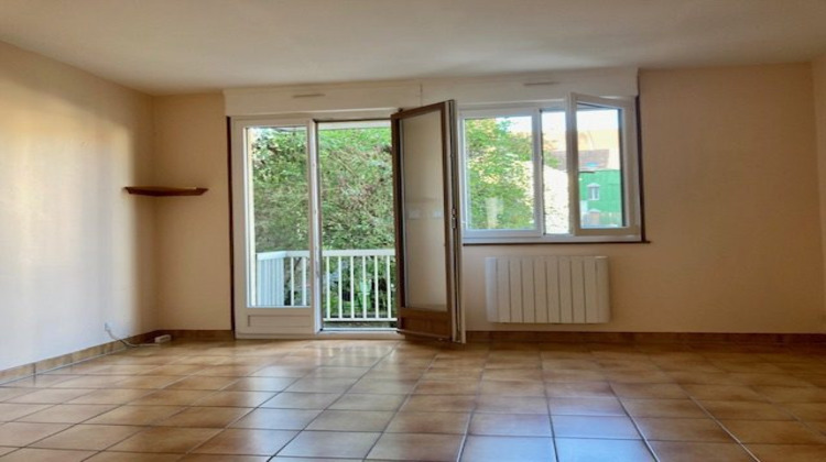 Ma-Cabane - Location Appartement Pontarlier, 67 m²