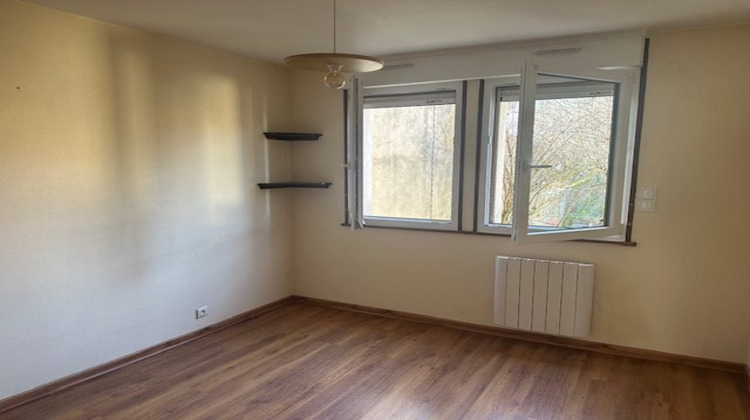 Ma-Cabane - Location Appartement Pontarlier, 67 m²