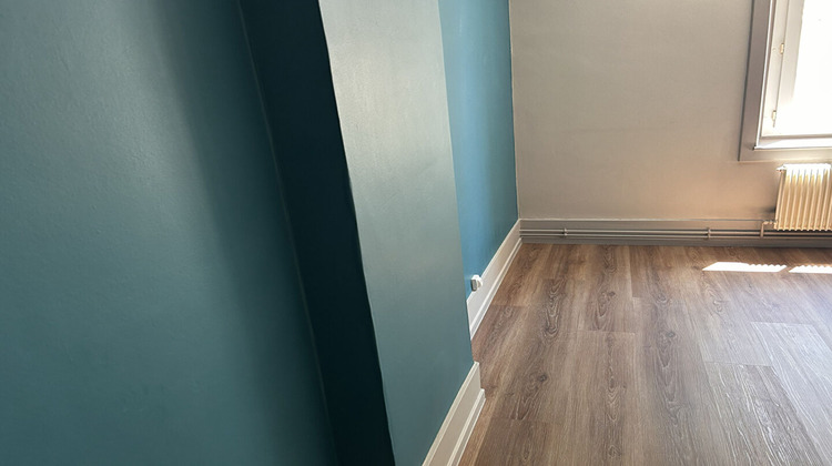 Ma-Cabane - Location Appartement PONTARLIER, 76 m²