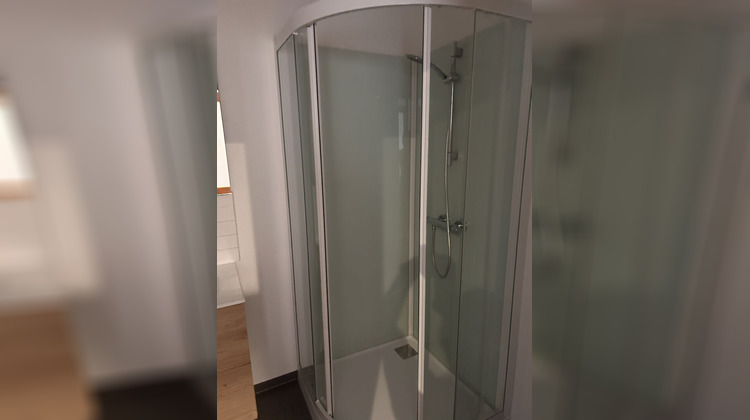 Ma-Cabane - Location Appartement PONTARLIER, 76 m²