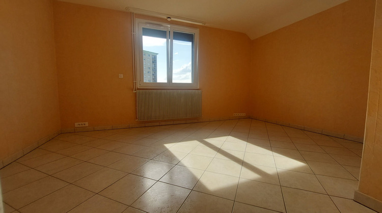 Ma-Cabane - Location Appartement PONTARLIER, 79 m²