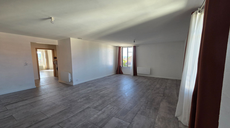 Ma-Cabane - Location Appartement PONTARLIER, 67 m²