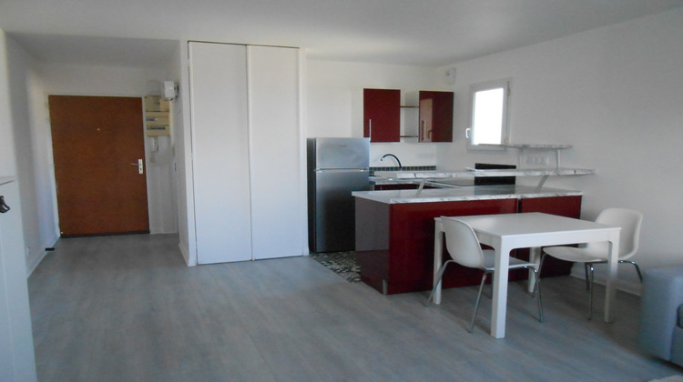 Ma-Cabane - Location Appartement Pontault-Combault, 28 m²