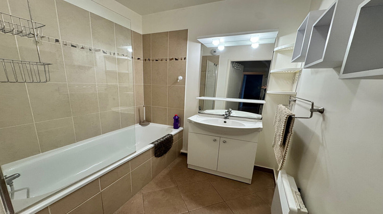 Ma-Cabane - Location Appartement PONTAULT-COMBAULT, 50 m²