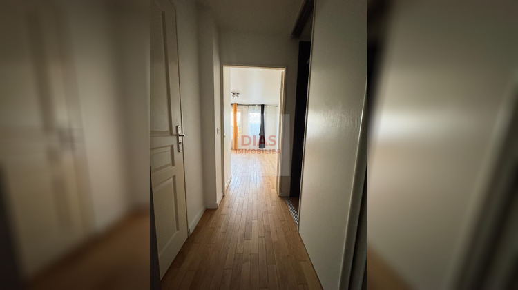 Ma-Cabane - Location Appartement Pontault-Combault, 28 m²