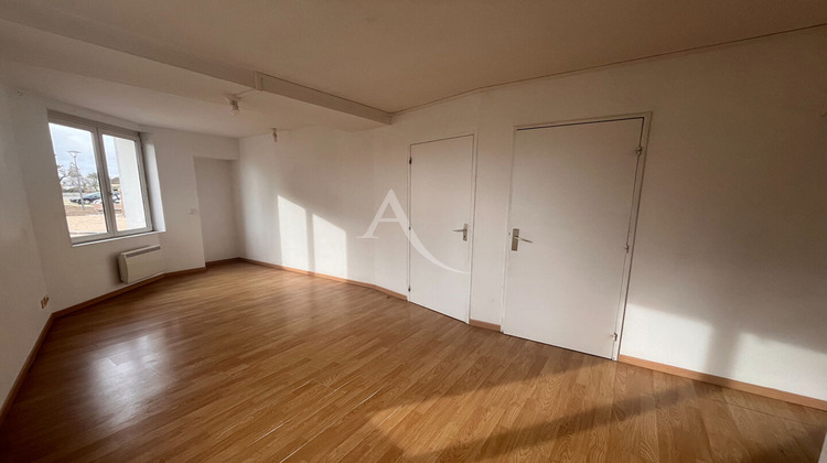 Ma-Cabane - Location Appartement PONTLEVOY, 64 m²