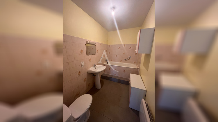 Ma-Cabane - Location Appartement PONTLEVOY, 64 m²