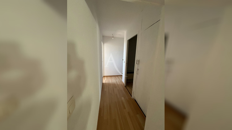 Ma-Cabane - Location Appartement PONTLEVOY, 60 m²