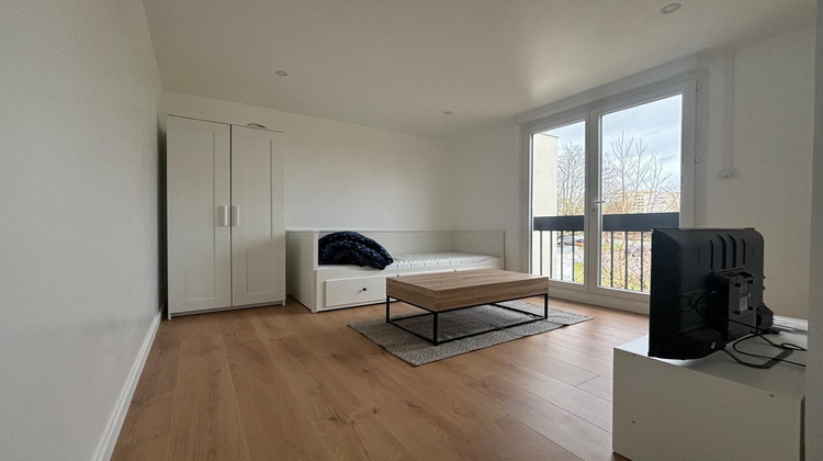 Ma-Cabane - Location Appartement Pontoise, 16 m²