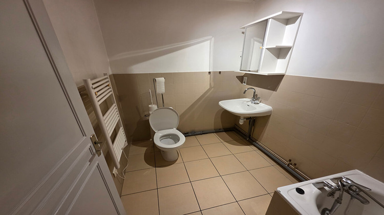 Ma-Cabane - Location Appartement PORT, 78 m²