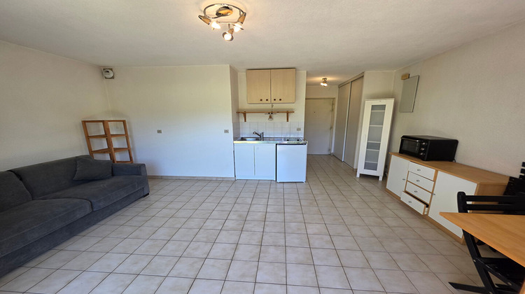Ma-Cabane - Location Appartement PORT, 26 m²