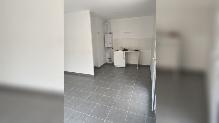 Ma-Cabane - Location Appartement PORT-DE-BOUC, 40 m²