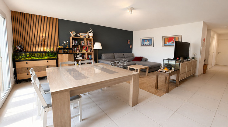 Ma-Cabane - Location Appartement PORT-DE-BOUC, 78 m²
