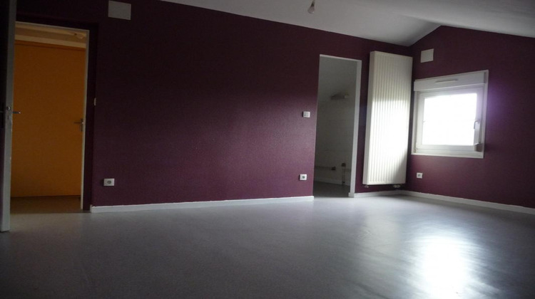 Ma-Cabane - Location Appartement PORT SUR SAONE, 57 m²