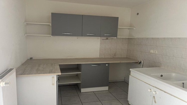 Ma-Cabane - Location Appartement PORT SUR SAONE, 73 m²
