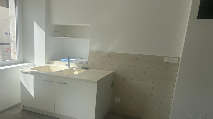 Ma-Cabane - Location Appartement PORT SUR SAONE, 53 m²