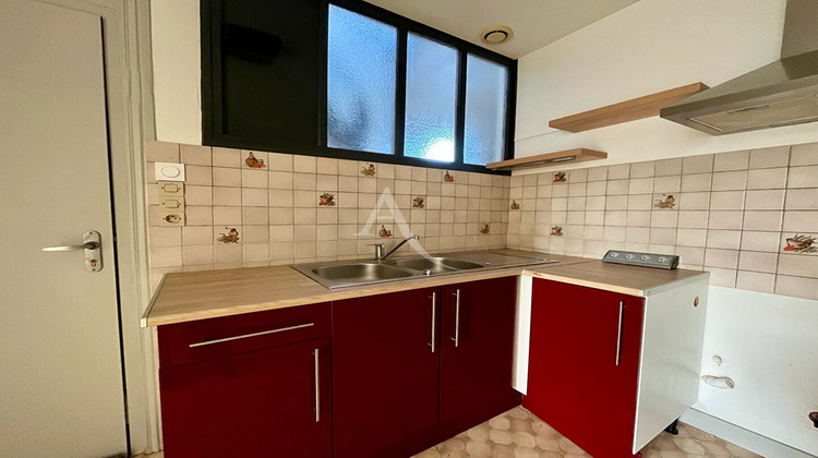 Ma-Cabane - Location Appartement POUANCE, 69 m²