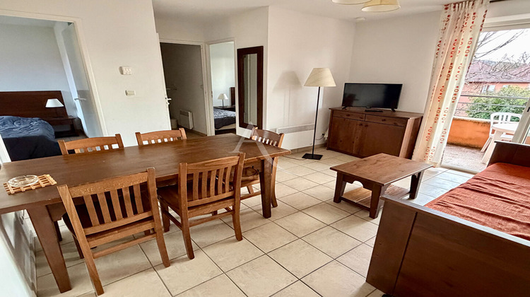 Ma-Cabane - Location Appartement PRAYSSAC, 42 m²