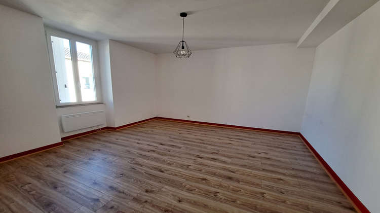 Ma-Cabane - Location Appartement PRAYSSAC, 72 m²