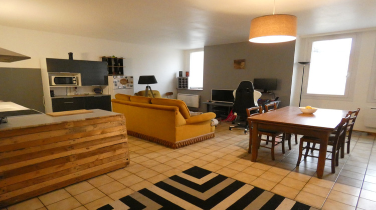 Ma-Cabane - Location Appartement PRAYSSAC, 72 m²