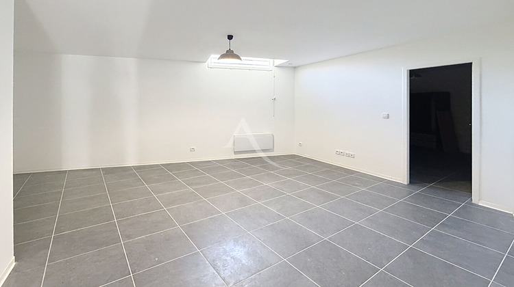 Ma-Cabane - Location Appartement PRAYSSAC, 34 m²