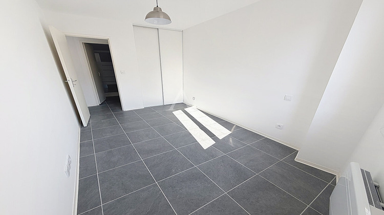 Ma-Cabane - Location Appartement PRAYSSAC, 45 m²