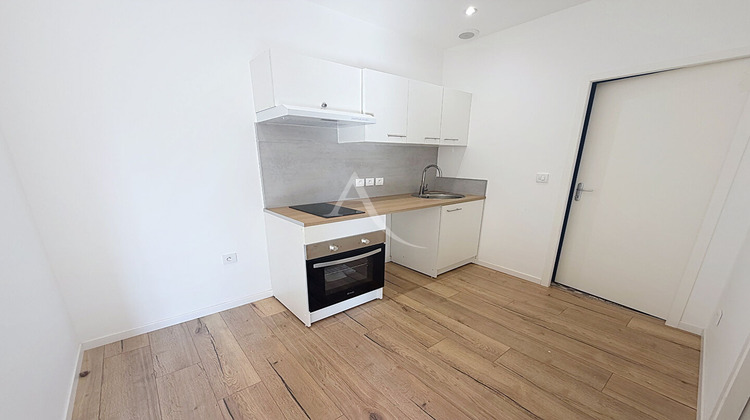 Ma-Cabane - Location Appartement PRAYSSAC, 54 m²