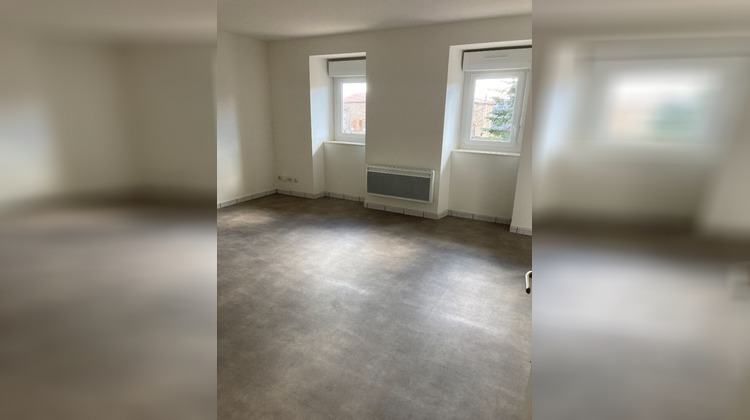 Ma-Cabane - Location Appartement PREAUX, 90 m²