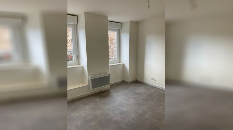 Ma-Cabane - Location Appartement PREAUX, 90 m²