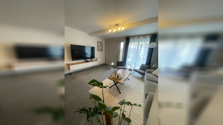 Ma-Cabane - Location Appartement PRESLES-EN-BRIE, 48 m²