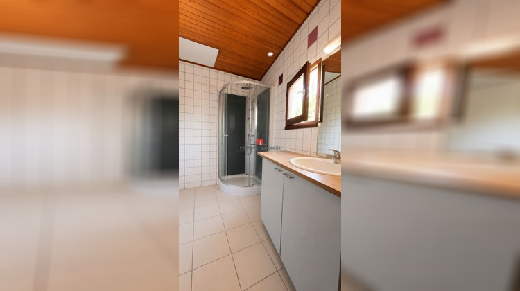 Ma-Cabane - Location Appartement Prignac-et-Marcamps, 56 m²