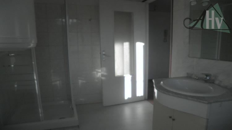 Ma-Cabane - Location Appartement Provins, 30 m²