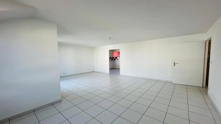 Ma-Cabane - Location Appartement PROVINS, 65 m²