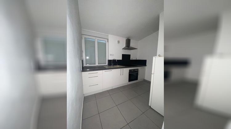 Ma-Cabane - Location Appartement Prunelli-di-Fiumorbo, 52 m²