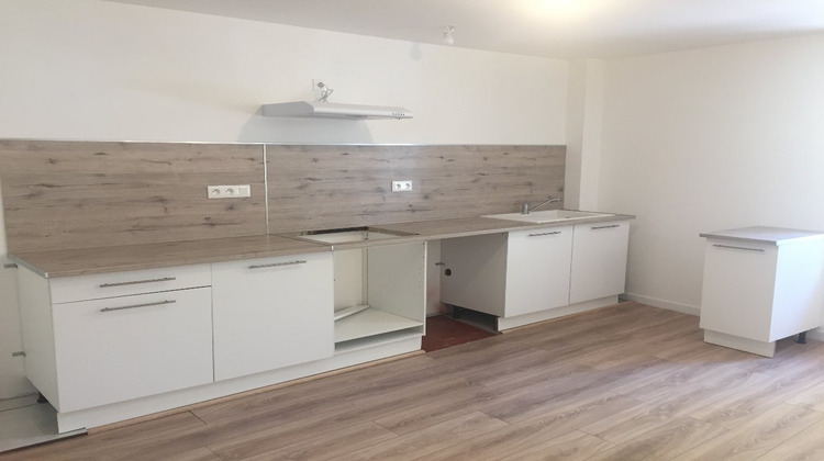 Ma-Cabane - Location Appartement PUISSERGUIER, 45 m²