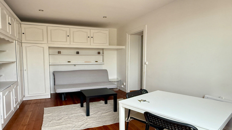 Ma-Cabane - Location Appartement PUTEAUX, 18 m²