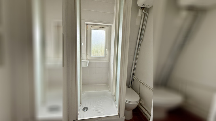 Ma-Cabane - Location Appartement PUTEAUX, 18 m²