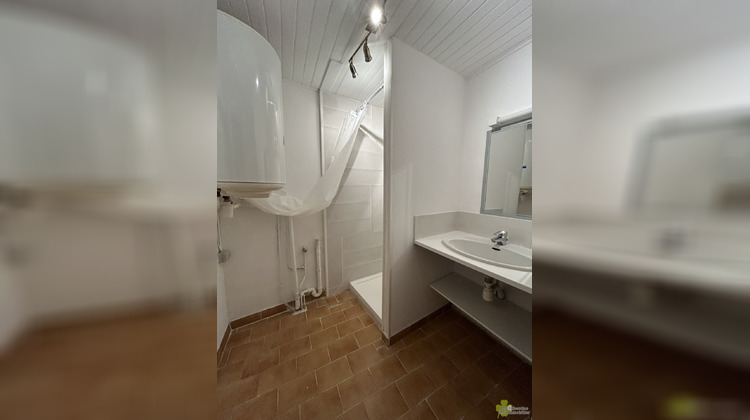 Ma-Cabane - Location Appartement Puyloubier, 40 m²