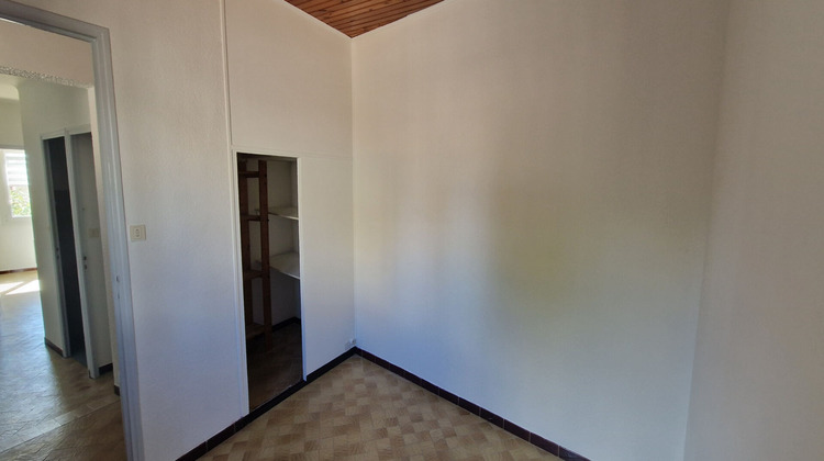 Ma-Cabane - Location Appartement PUYLOUBIER, 79 m²