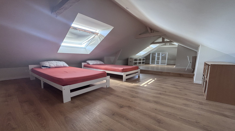 Ma-Cabane - Location Appartement Quédillac, 67 m²