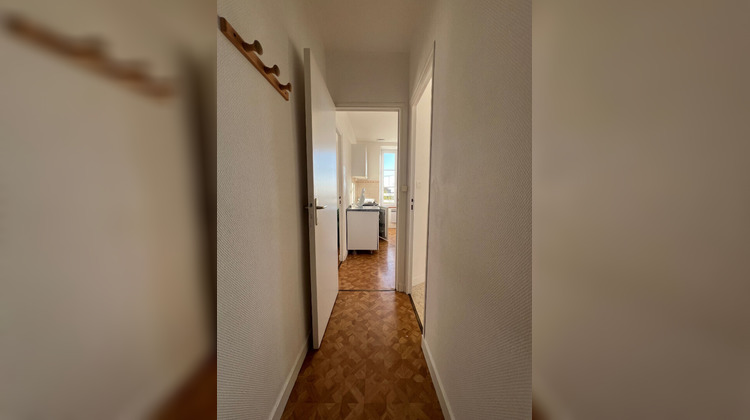 Ma-Cabane - Location Appartement QUESTEMBERT, 32 m²