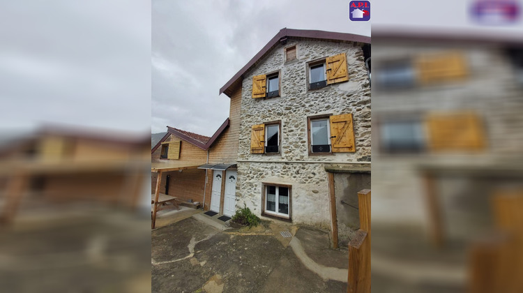 Ma-Cabane - Location Appartement QUIE, 62 m²